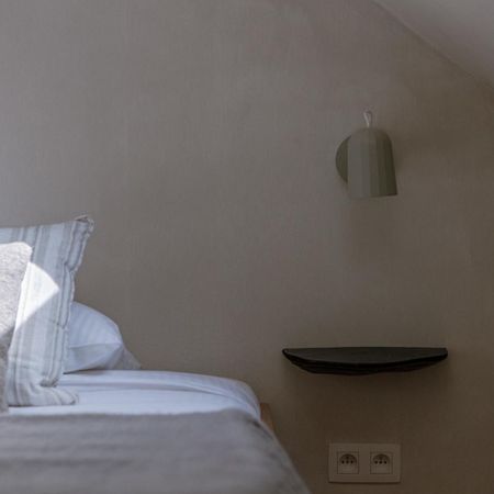 Апартаменты Huswell - Urban Getaway For Two In The Heart Of Антверпен Экстерьер фото